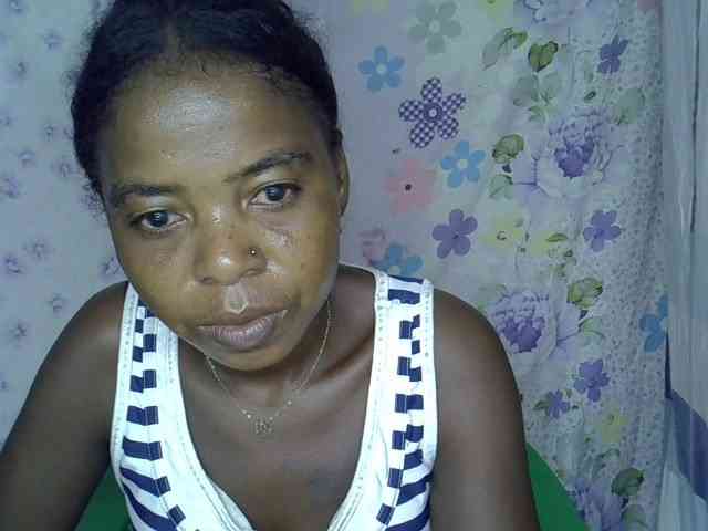 Momeny webcam