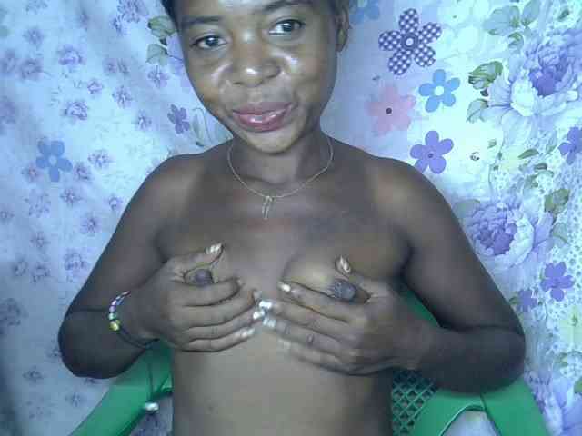 Momeny webcam