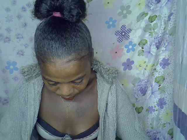 Momeny webcam