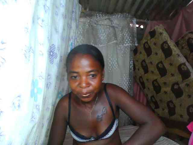 Momeny webcam