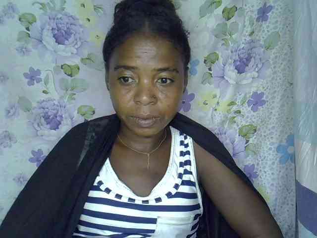 Momeny webcam