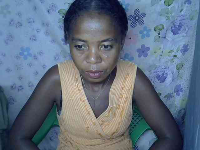 Momeny webcam