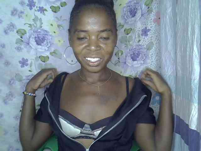Momeny webcam