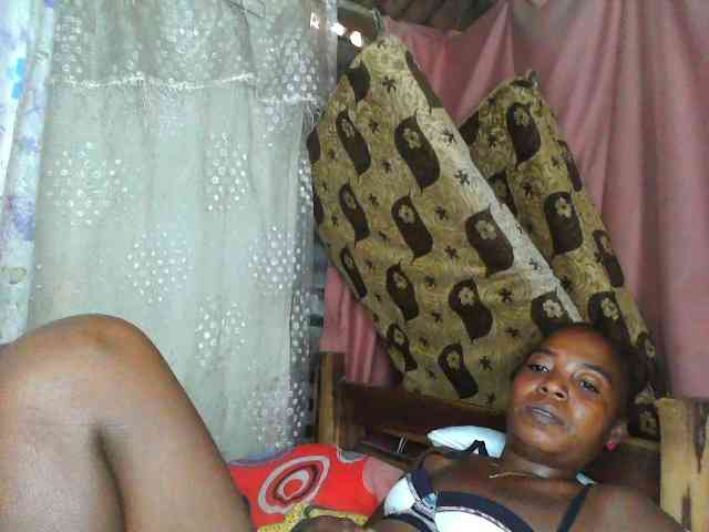 Momeny webcam