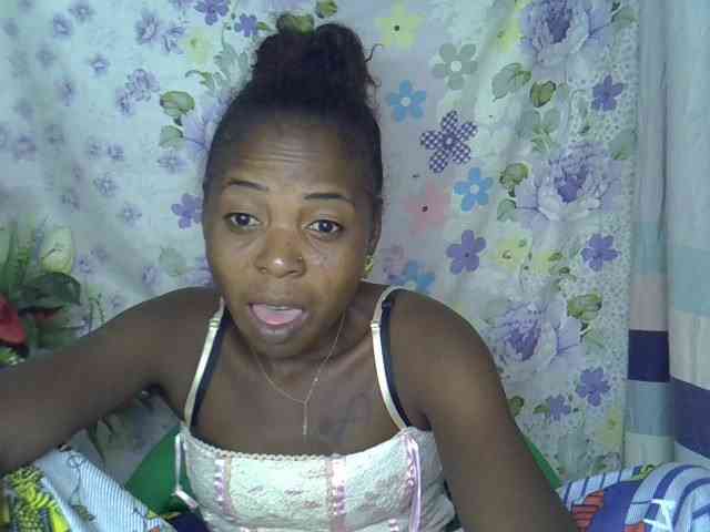 Momeny webcam