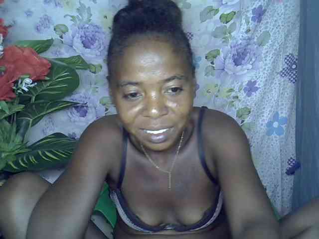 Momeny webcam