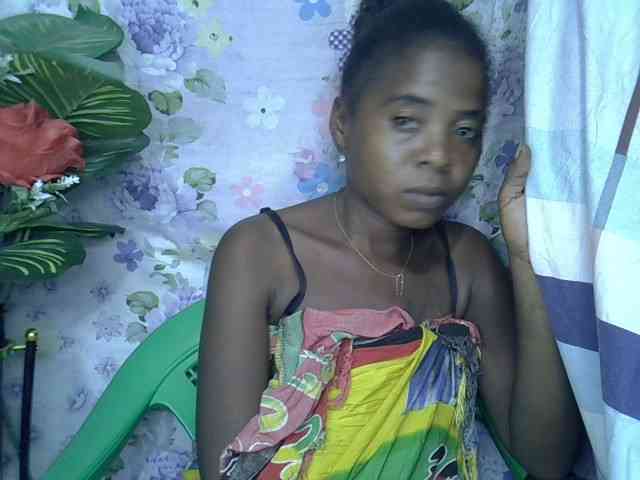 Momeny webcam