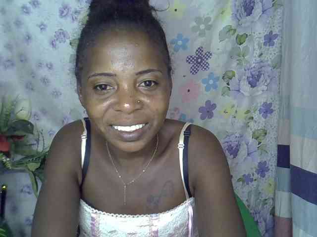 Momeny webcam