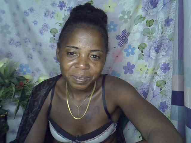 Momeny webcam