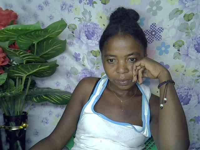Momeny webcam