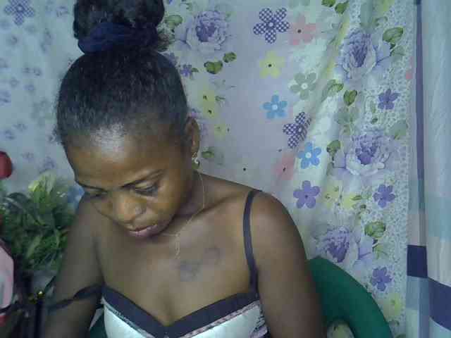 Momeny webcam