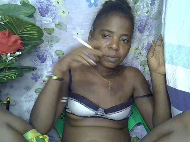 Momeny webcam