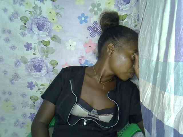 Momeny webcam