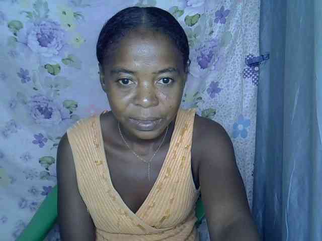 Momeny webcam