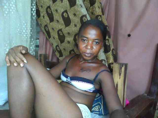 Momeny webcam