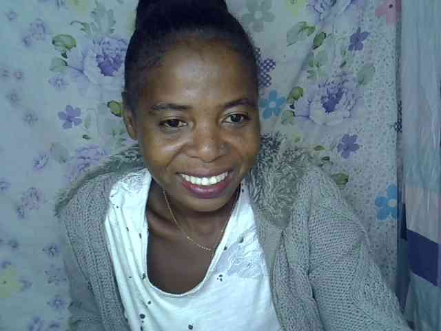 Momeny webcam