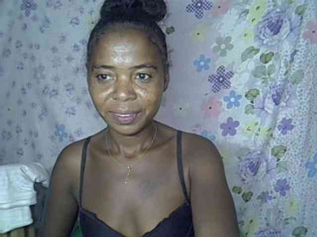 Momeny webcam