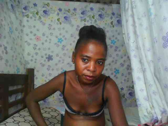 Model: Momeny