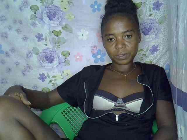 Momeny webcam