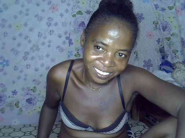 Momeny webcam