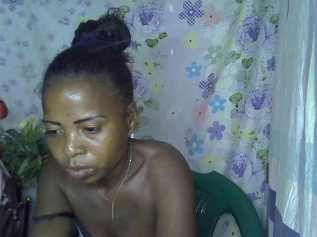 Momeny webcam