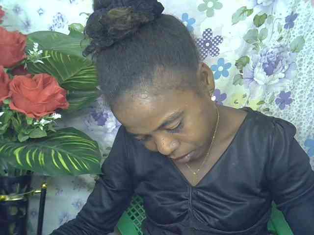 Momeny webcam
