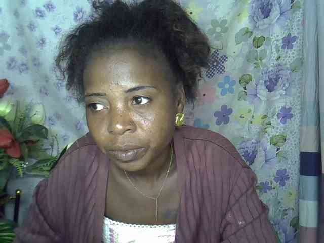 Momeny webcam
