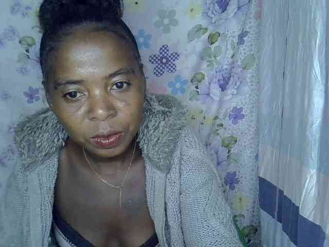 Momeny webcam