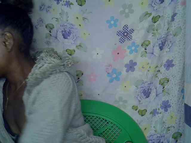 Momeny webcam