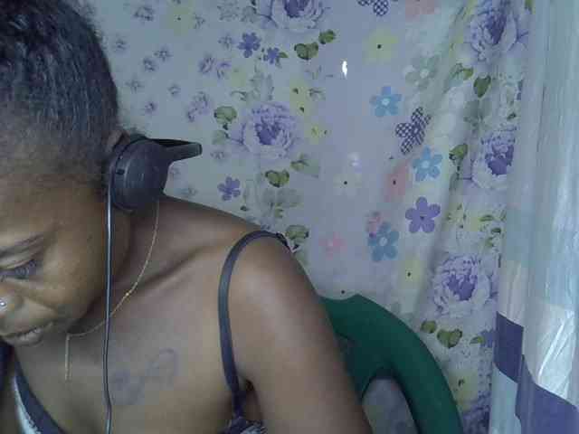 Momeny webcam