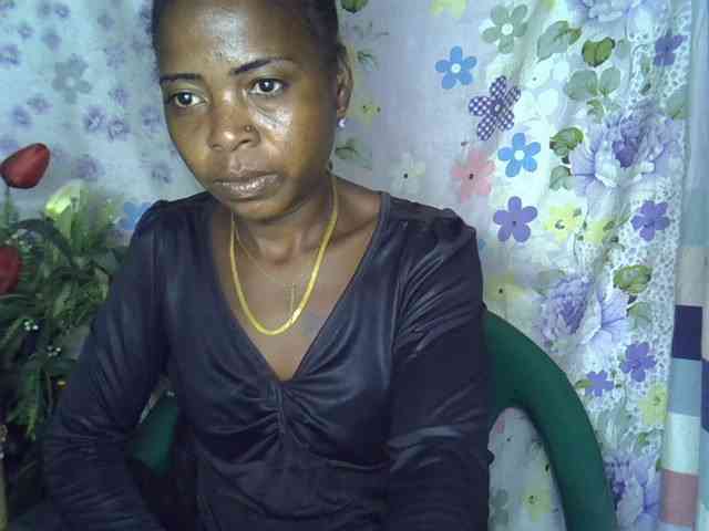 Momeny webcam