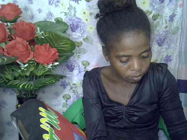 Momeny webcam