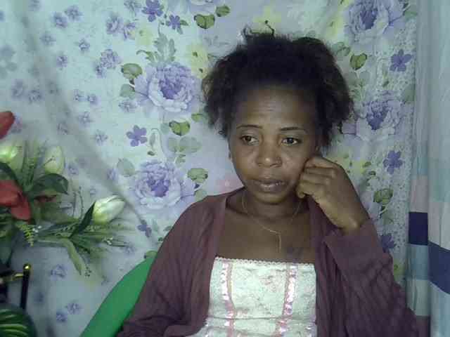 Momeny webcam
