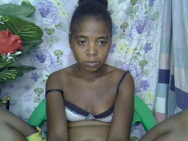 Momeny webcam