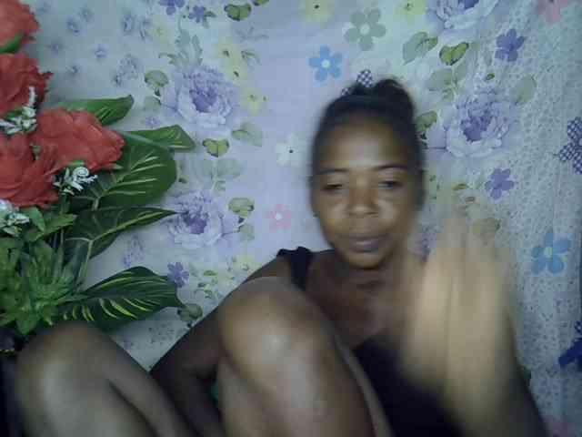 Momeny webcam