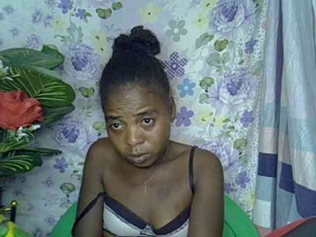 Momeny webcam