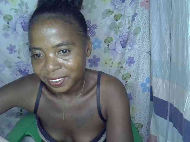Momeny webcam
