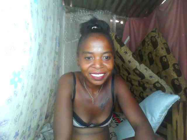 Momeny webcam