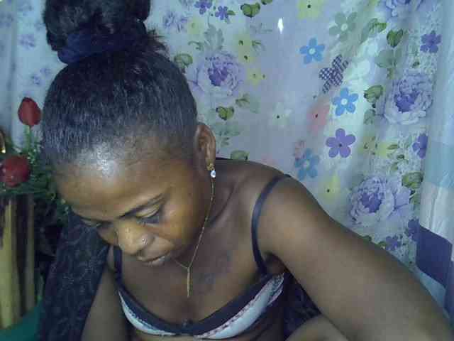 Momeny webcam