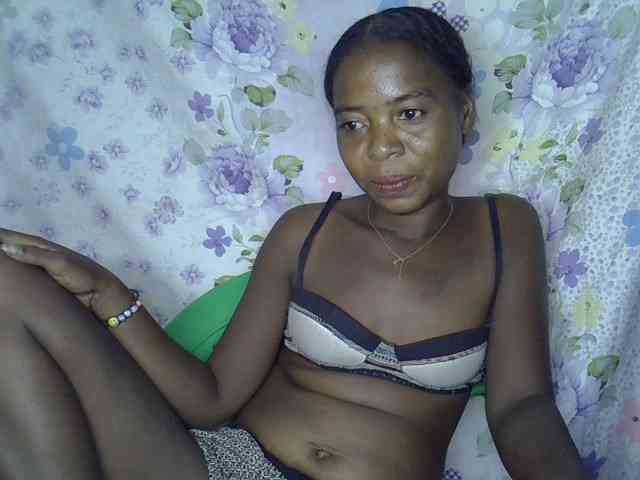 Momeny webcam