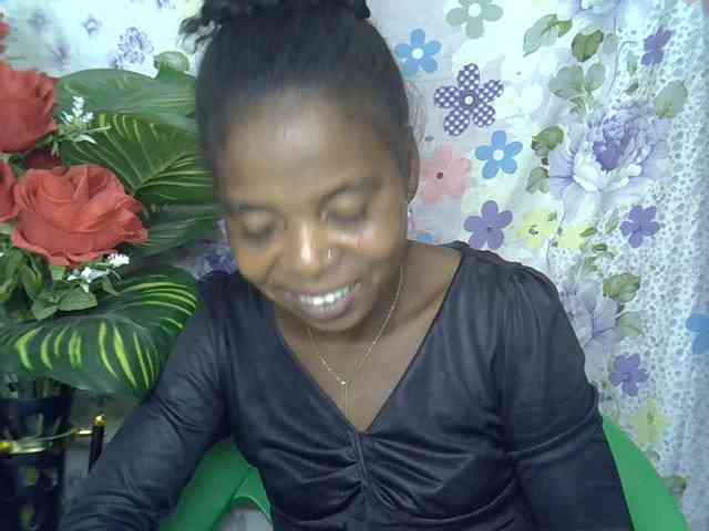 Momeny webcam