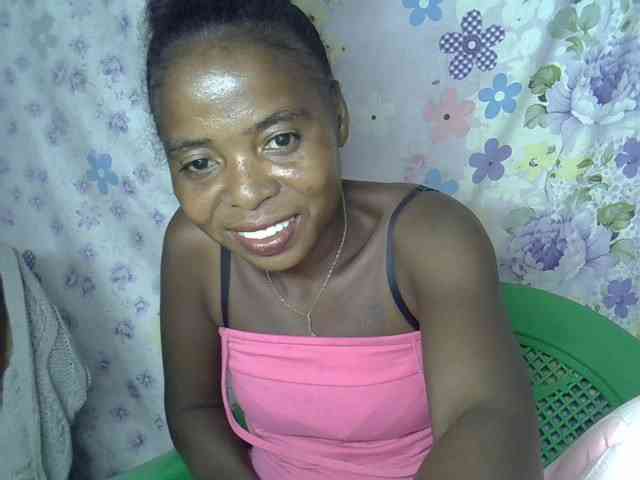 Momeny webcam