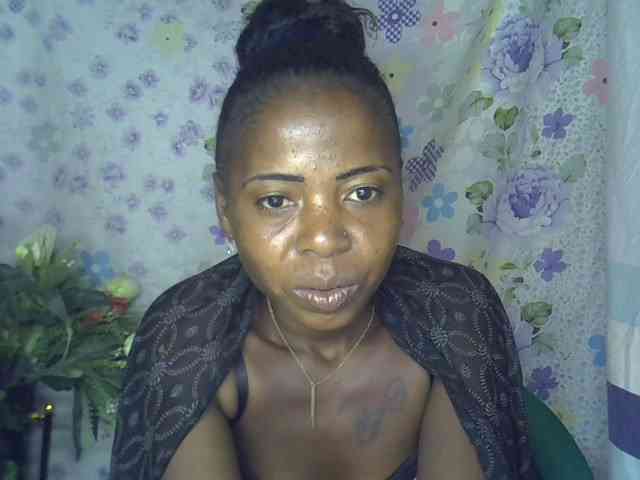 Momeny webcam