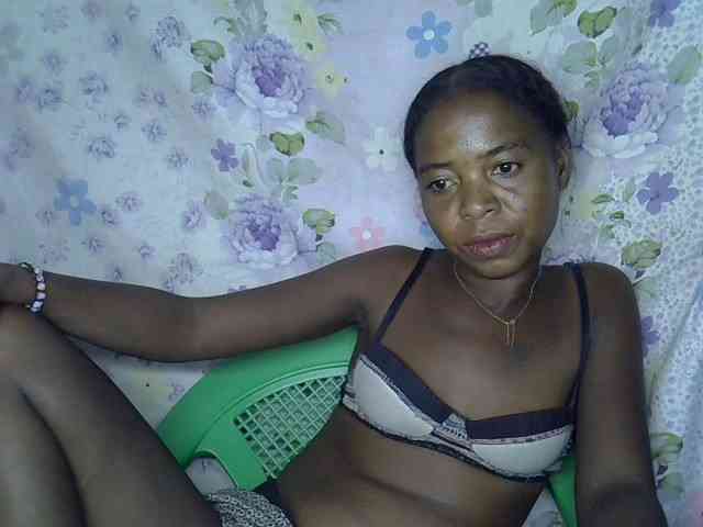 Momeny webcam