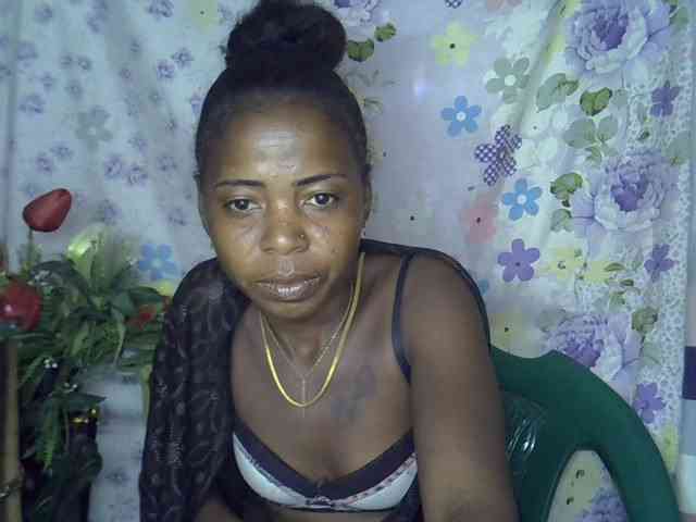 Momeny webcam
