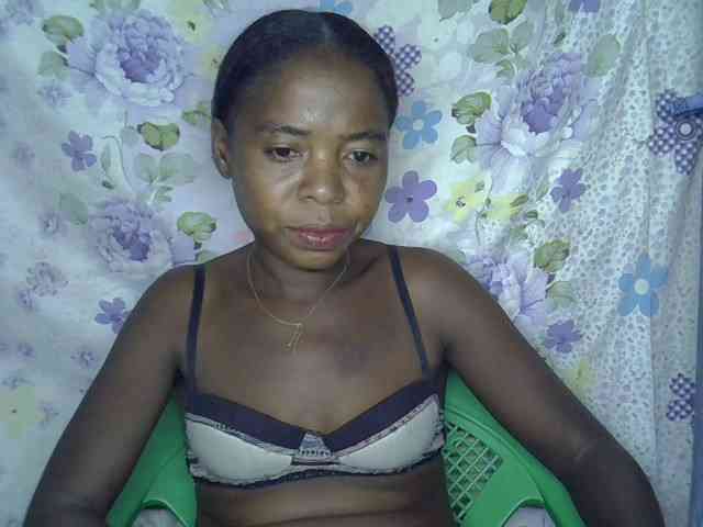 Momeny webcam