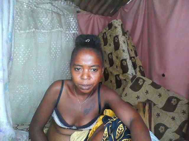 Momeny webcam
