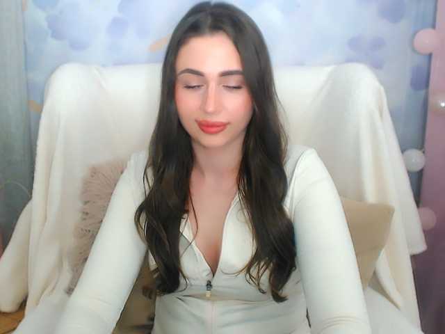 OliviaAngel, en vivo ahora en BongaCams