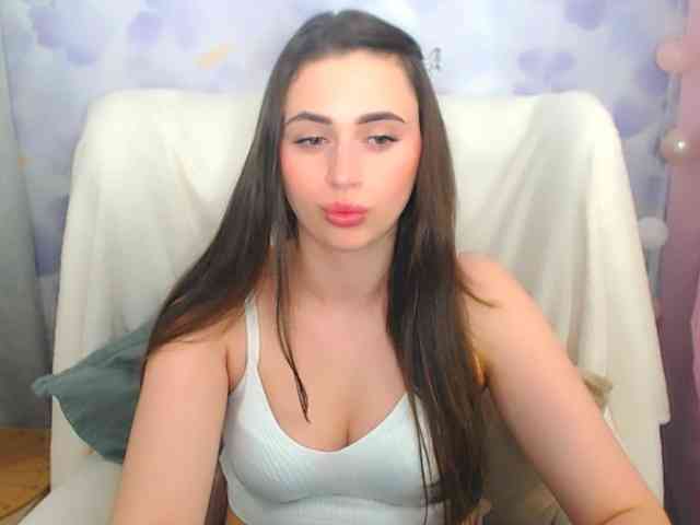 Model: OliviaAngel