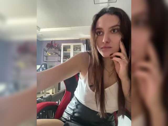 IamShy live cam on BongaCams